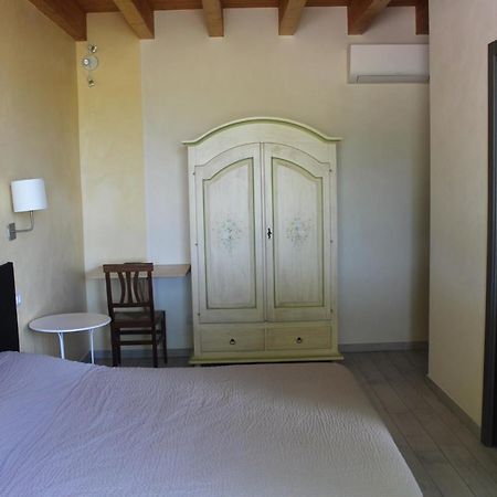 B&B Ai Prati Lesignana 외부 사진
